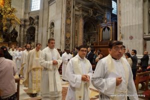 Opening Mass in St Peter's Basilica 10