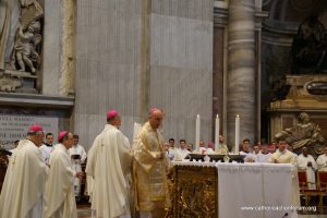 Opening Mass in St Peter's Basilica 12