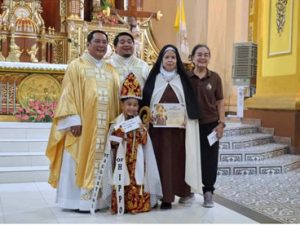 Philippines_Parade of Saints 2024 - Adults and children